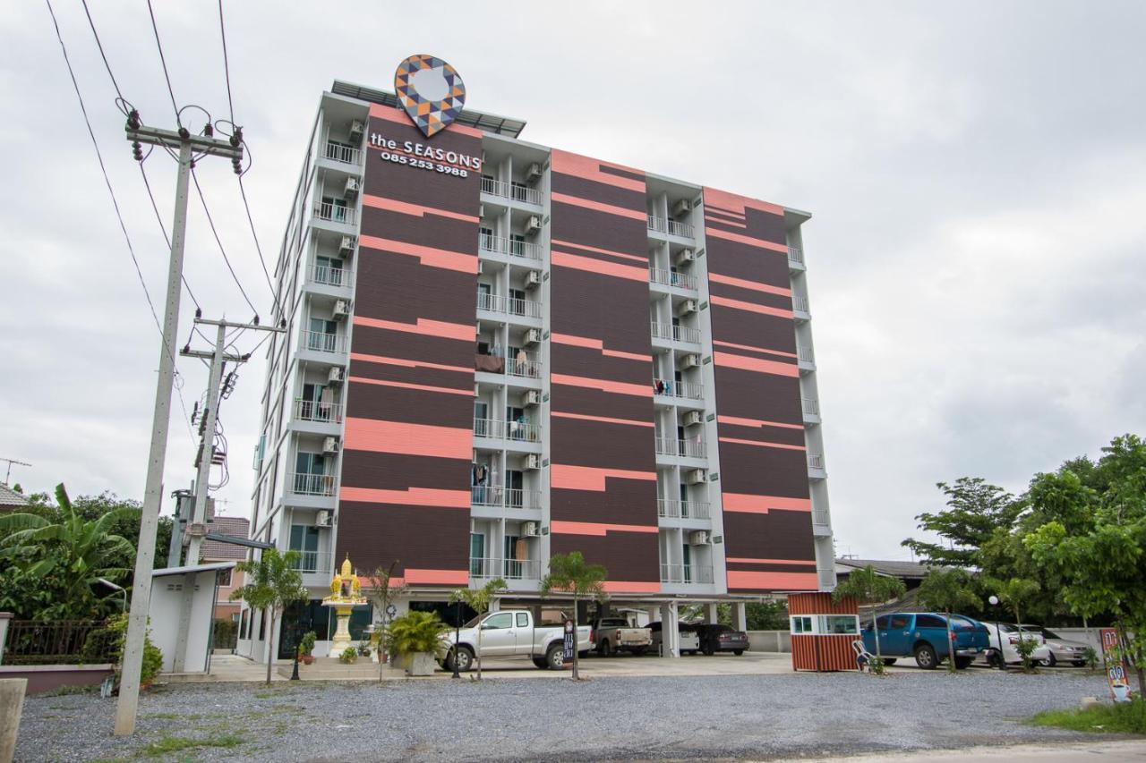 Aparthotel The Seasons à Pathum Thani Extérieur photo